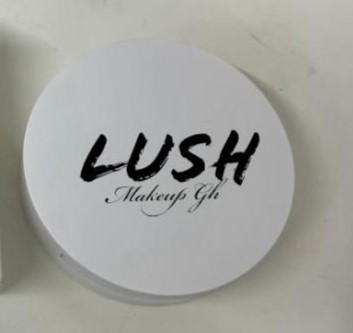 Cream Compact Foundation